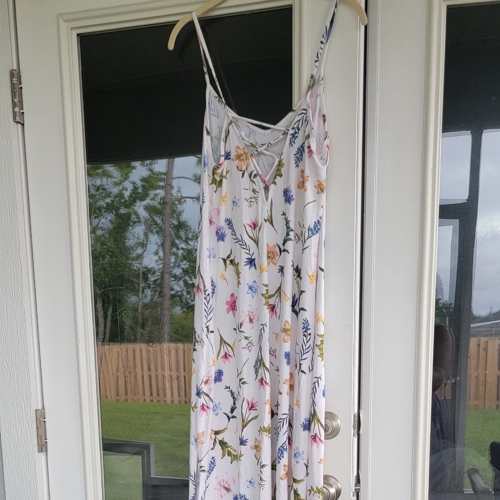 Berska Floral Maxi Tie Back Maxi Dress
